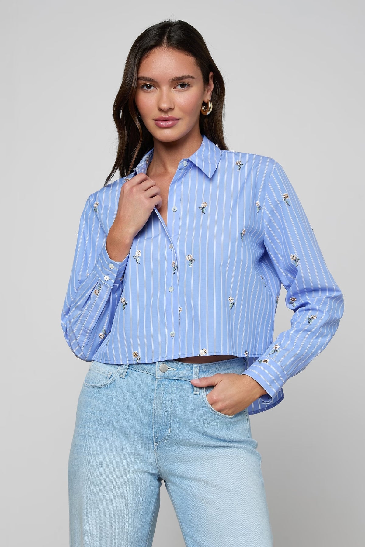 L'AGENCE | COSETTE CROP SHIRT- BLUE