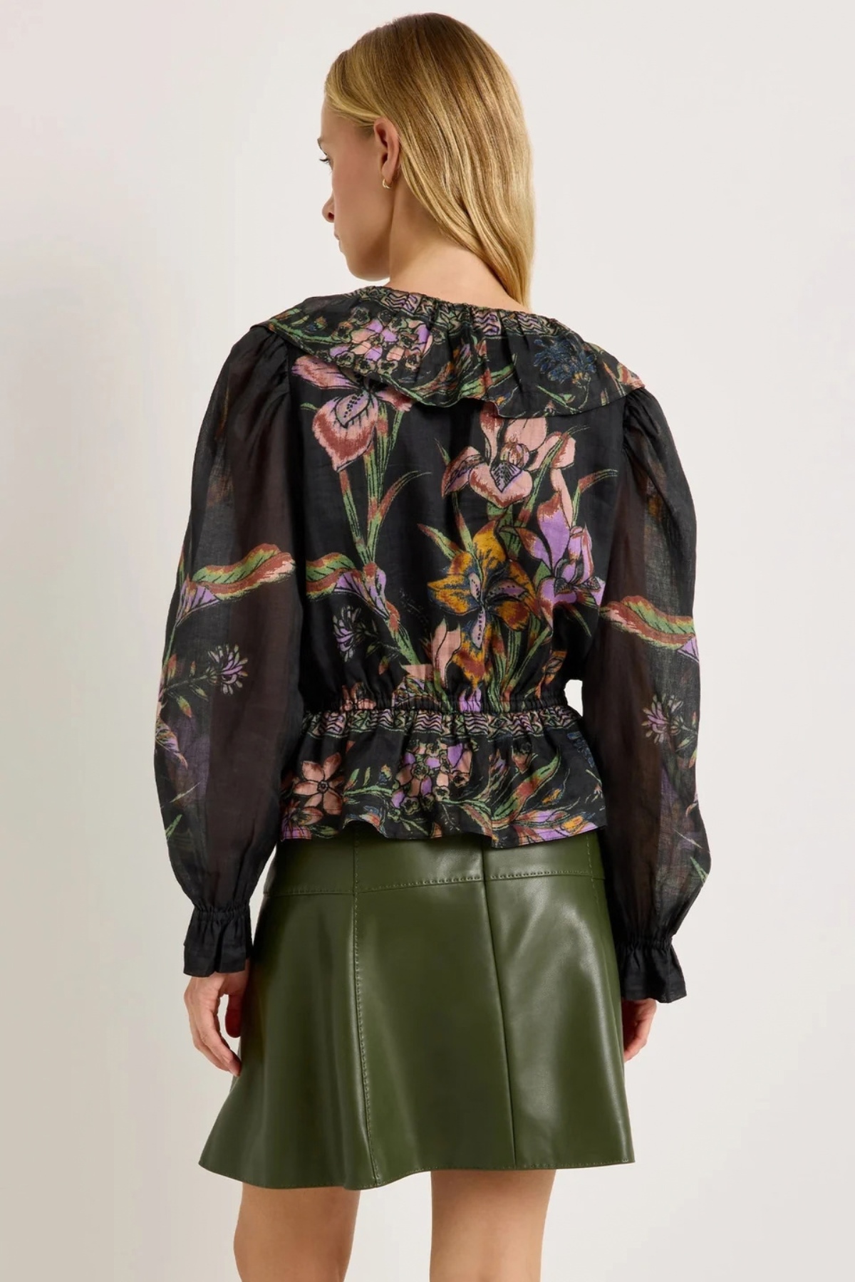 Marie Oliver | Crawford Skirt Hunter
