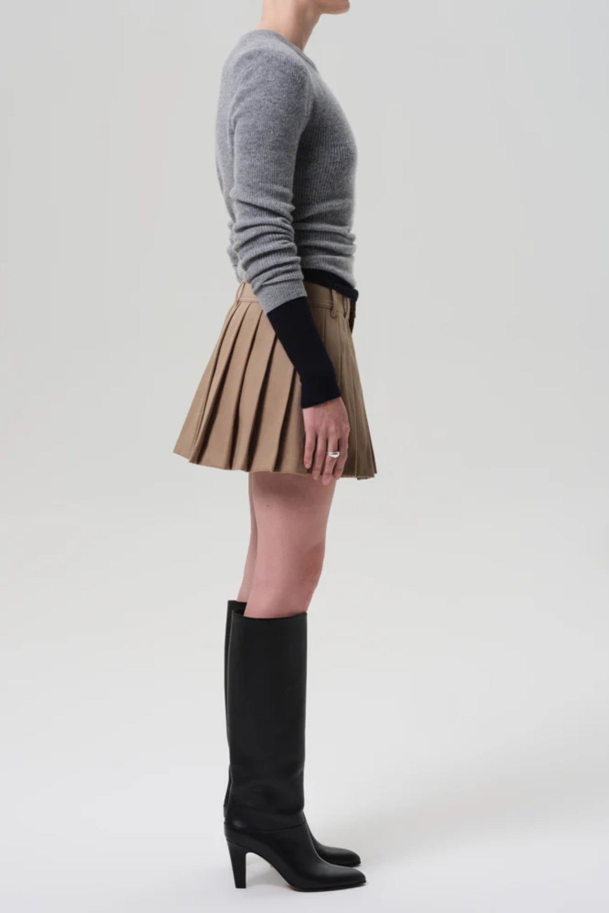 CITIZENS OF HUMANITY | Pleated Mini Skirt- Khaki