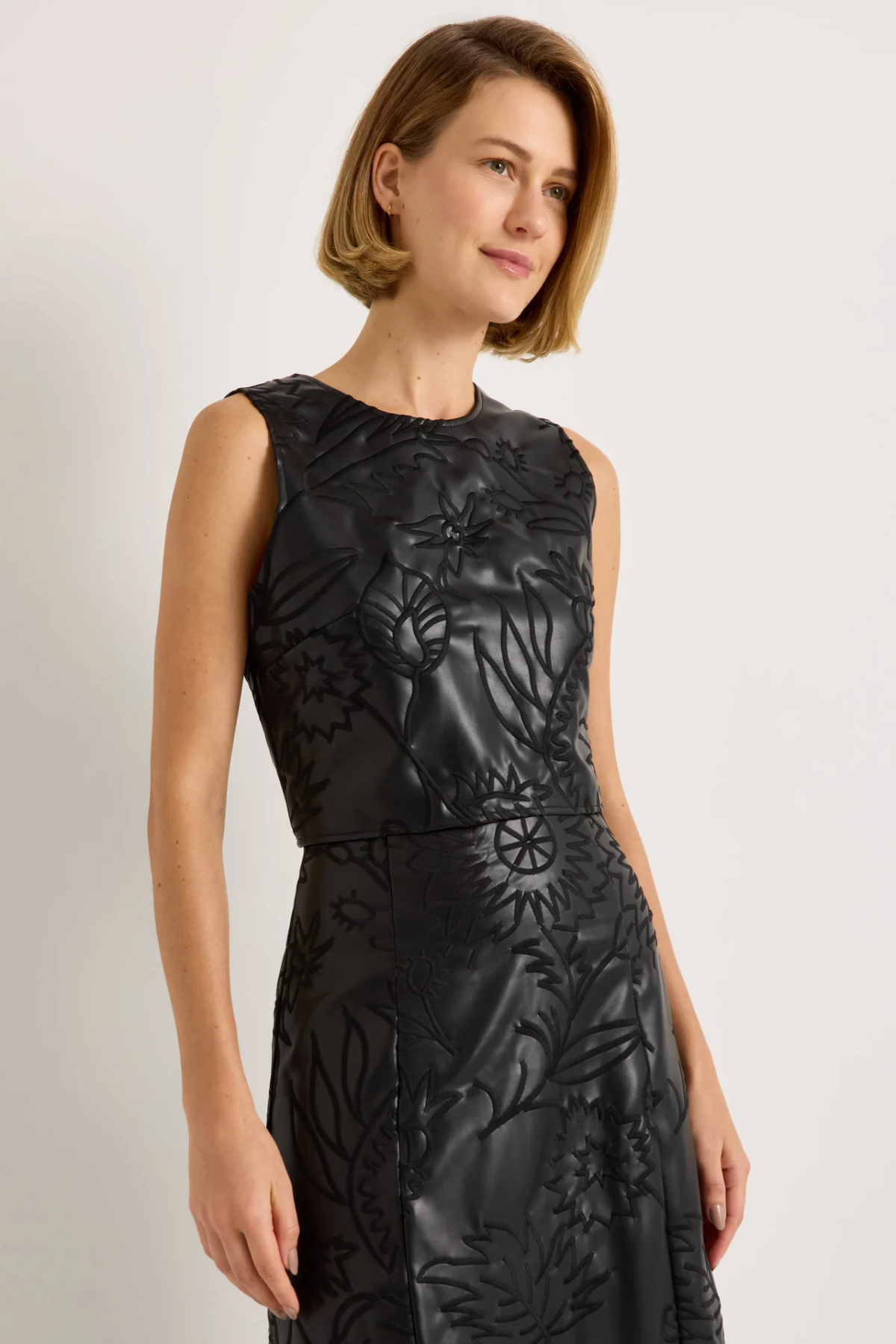 Marie Oliver | Davis Top Black
