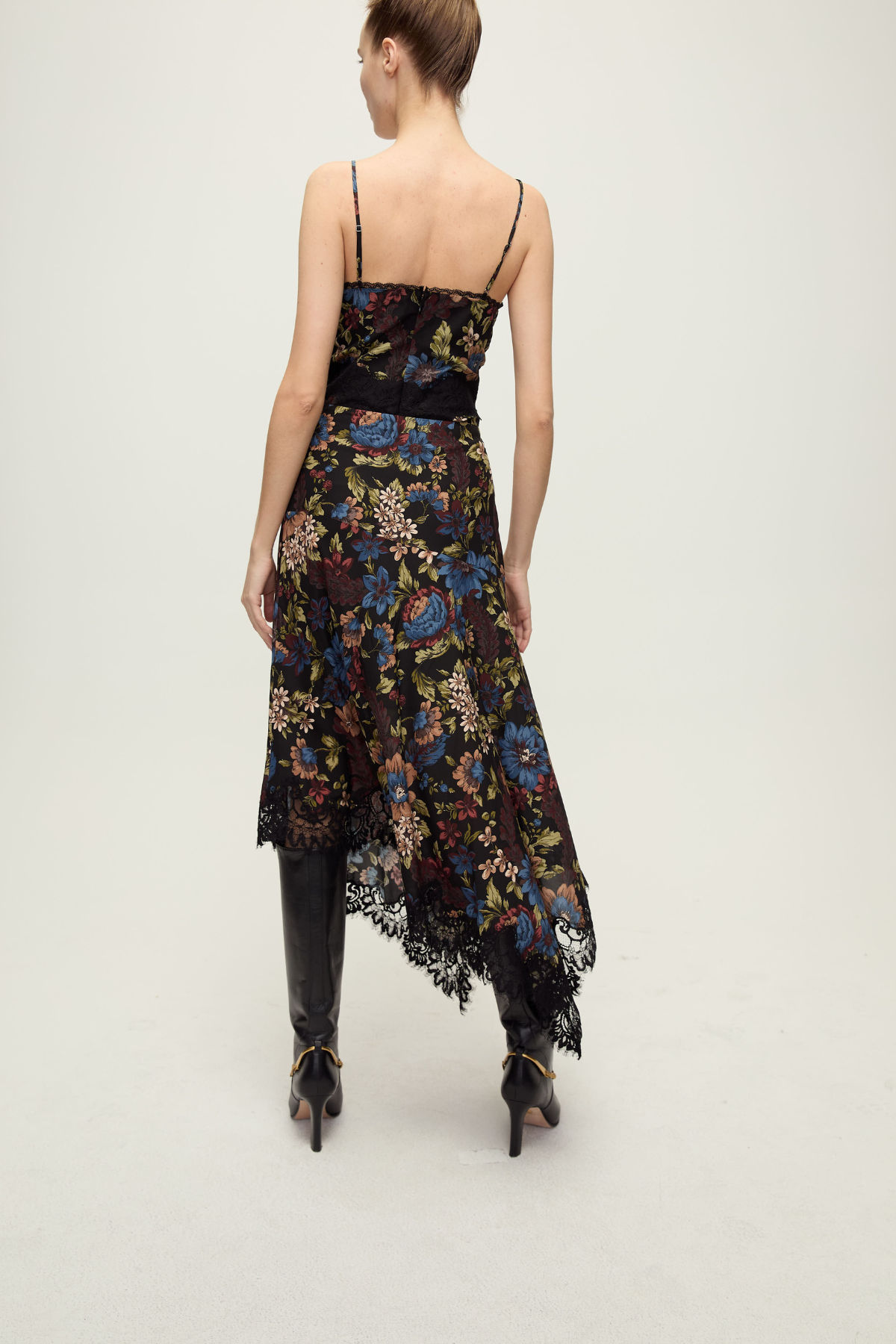 VERONICA BEARD | ROSEMARY SKIRT