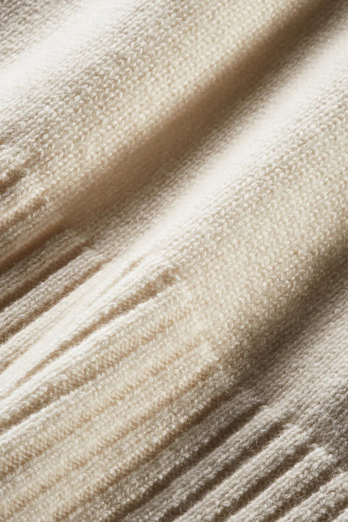 VERONICA BEARD | MAZZY BRUSHED CASHMERE TOP