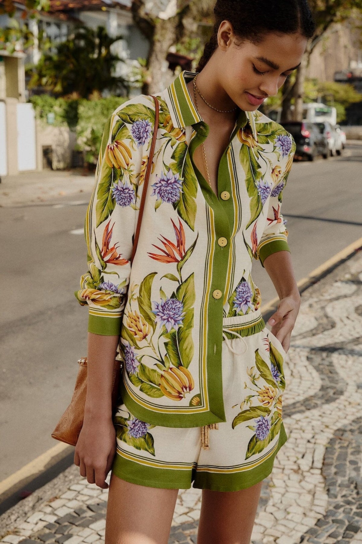 FARM RIO | TROPICAL SCARF SAND SHORTS