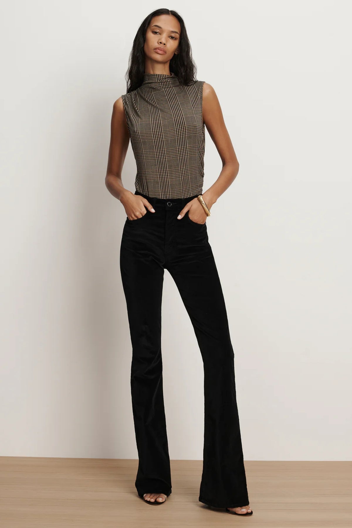 VERONICA BEARD | MYLIE SLEEVELESS TOP