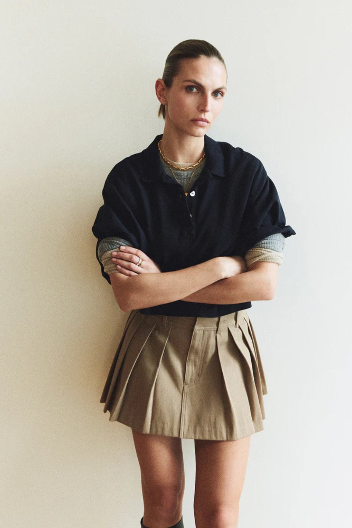 CITIZENS OF HUMANITY | Pleated Mini Skirt- Khaki